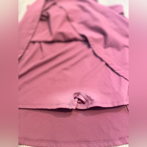 NWT halara backless dress with shorts - Picture 3 of 5